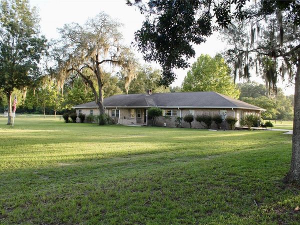 17650 NW 71ST AVENUE , TRENTON, FL 32693