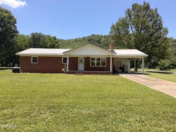 202 Bowman Road, Erwin, TN 37650