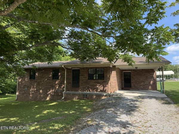 96 County Garage Rd, Crossville, TN 38555