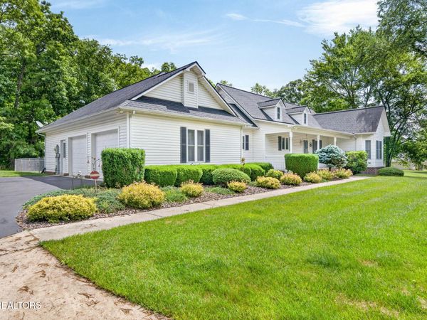 43 Myra Drive, Crossville, TN 38572
