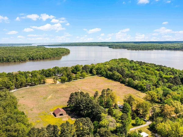 301 Killebrew Rd , Springville, TN 38256