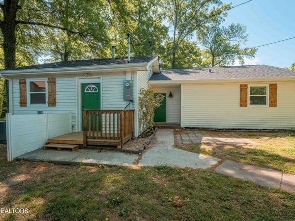 141 W Gettysburg Ave , Oak Ridge, TN 37830
