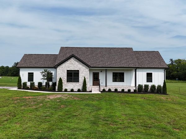 3057 Nashville Hwy , Lewisburg, TN 37091