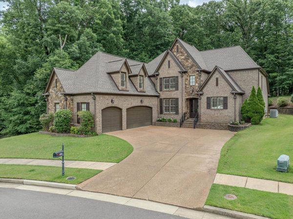 4260 MELWOOD OAK DR, Lakeland, TN 38002