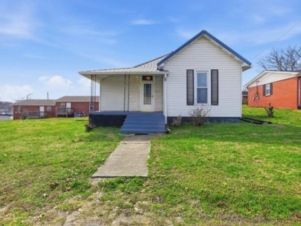 134 Read Ave , Carthage, TN 37030