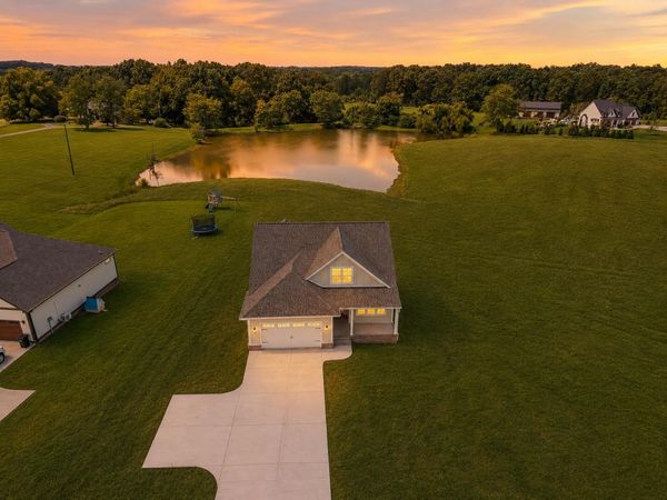 1171 Abiff Rd , Bon Aqua, TN 37025