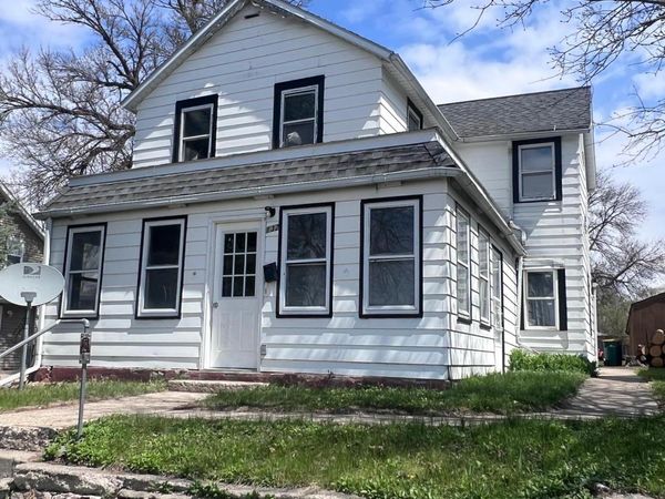 132 3rd Street NW, Ortonville, MN 56278