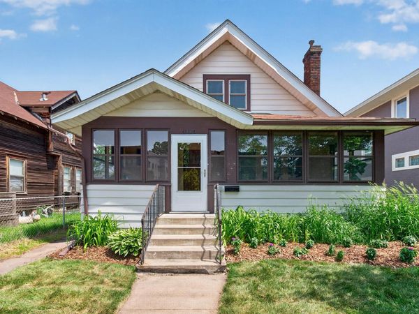 4115 Chicago Avenue , Minneapolis, MN 55407