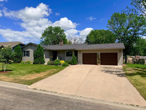 437 Crescent Drive , Albert Lea, MN 56007
