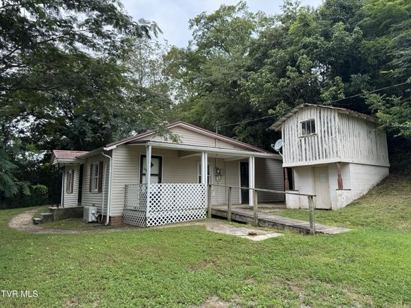 379 A P Carter Highway, Hiltons, VA 24258