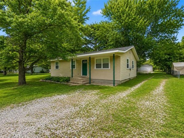 362 S Napier Avenue , Fayetteville, AR 72701
