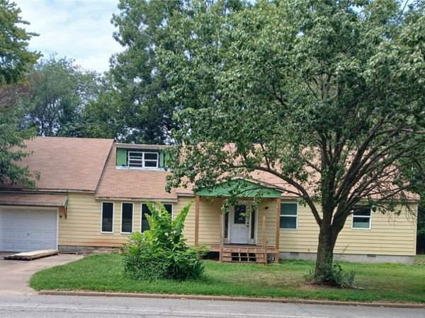 208 Quandt Avenue , Springdale, AR 72764