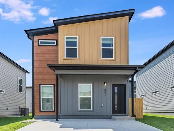 580 Discovery Avenue , Bentonville, AR 72713