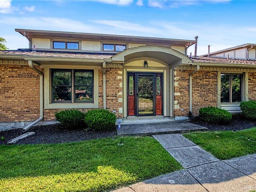 7147 Fallen Oak, Centerville, OH 45459 Photo 1