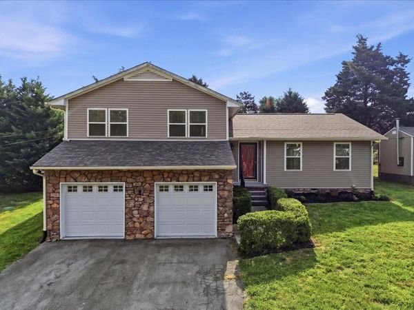5715 Academy Drive, Morristown, TN 37814