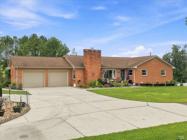 235 Stinson Drive, Bulls Gap, TN 37711