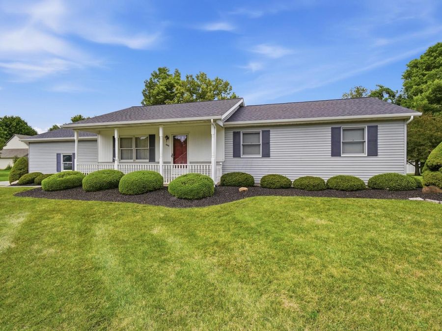 235 Timber Ridge Drive , Pickerington, OH 43147 Photo 1