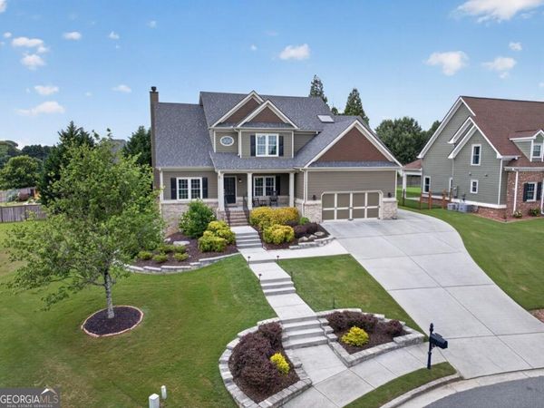 3827 Bay Orchard Lane, Loganville, GA 30052