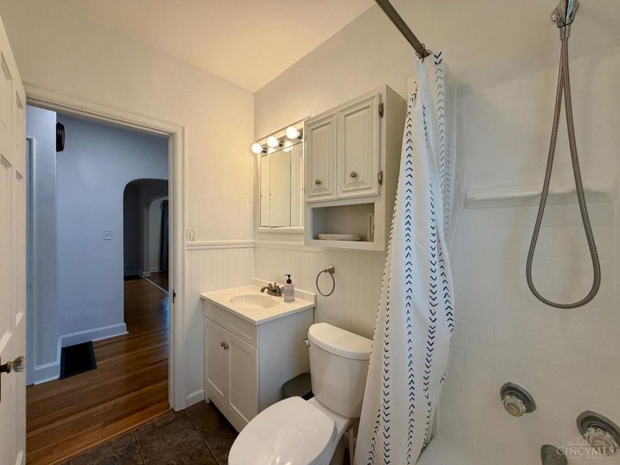 11560 Walnut Street, Springdale, OH 45246 Photo 32