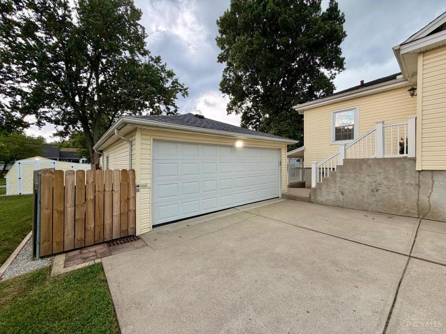11560 Walnut Street, Springdale, OH 45246 Photo 36