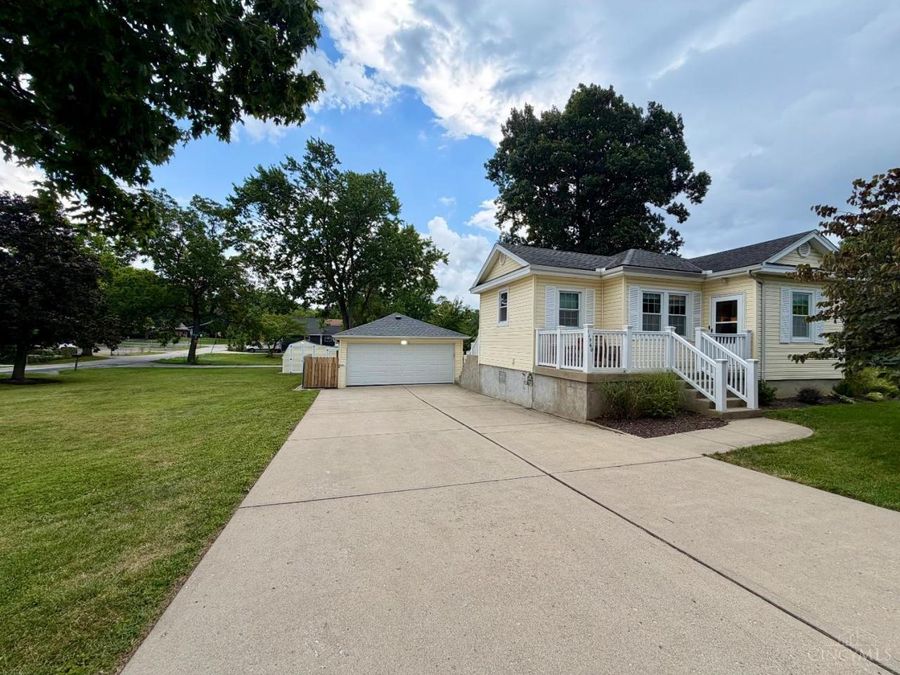 11560 Walnut Street, Springdale, OH 45246 Photo 57