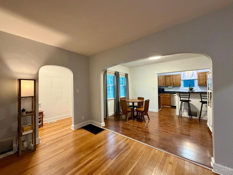 11560 Walnut Street, Springdale, OH 45246 Photo 9