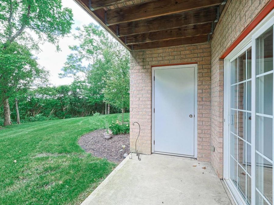 6975 Summit Lake Drive, Unit 11, Green Township, OH 45247 Photo 29