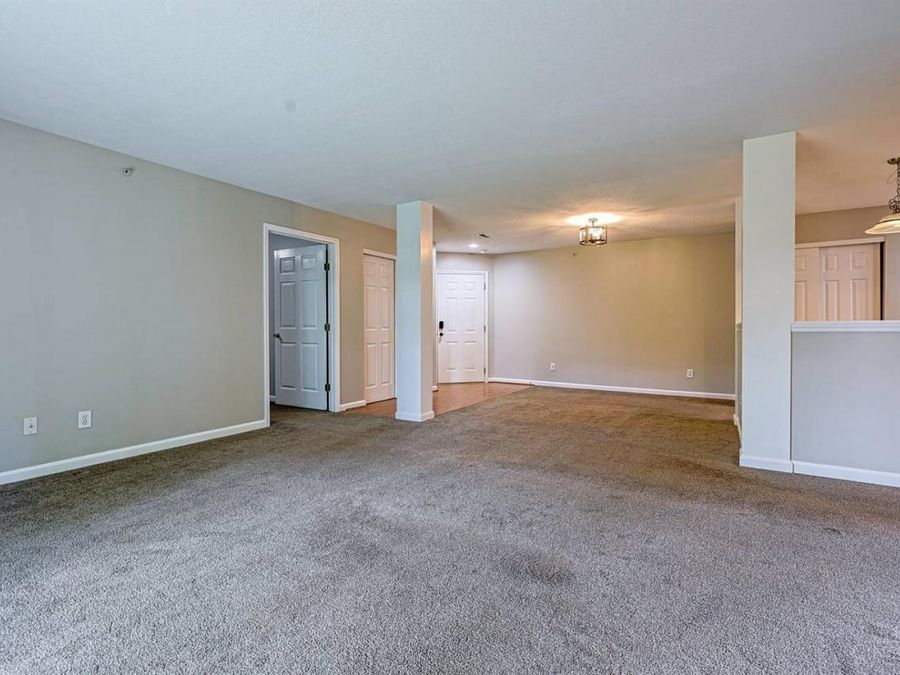 6975 Summit Lake Drive, Unit 11, Green Township, OH 45247 Photo 6
