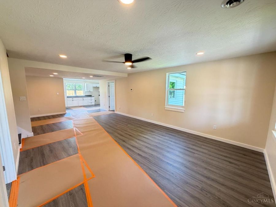 12848 US Rt 50, Paint Township, OH 45123 Photo 11