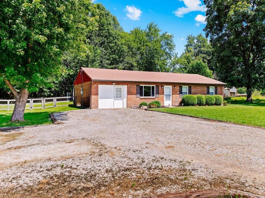2502 St Rt 28, Goshen Township, OH 45162 Photo 3