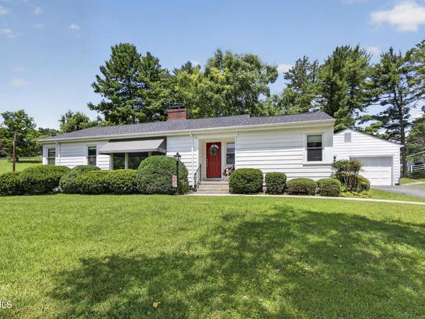 299 Old Eleven Drive, Abingdon, VA 24210