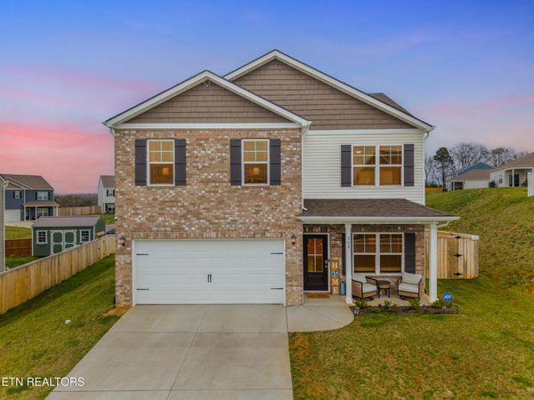 308 Heritage Crossing Drive , Maryville, TN 37804