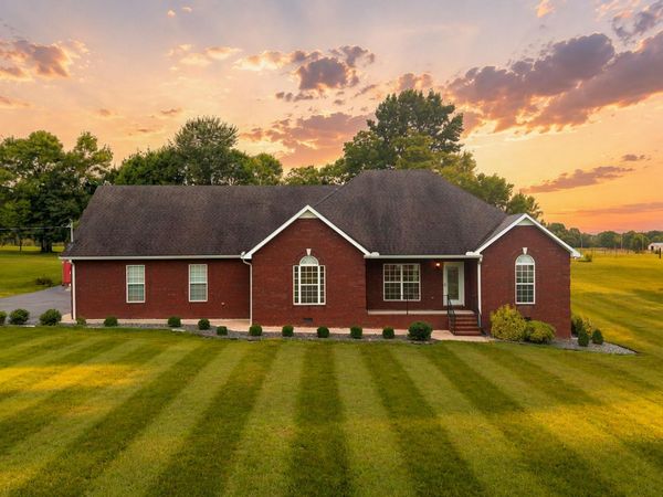 104 Redbud Dr , Shelbyville, TN 37160