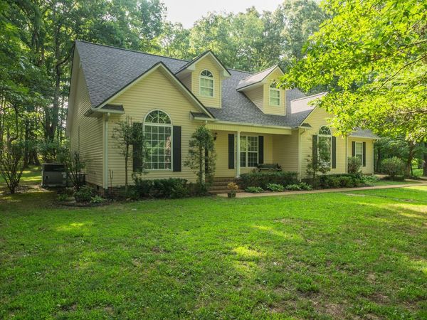 5 Woodland Cir , Lawrenceburg, TN 38464