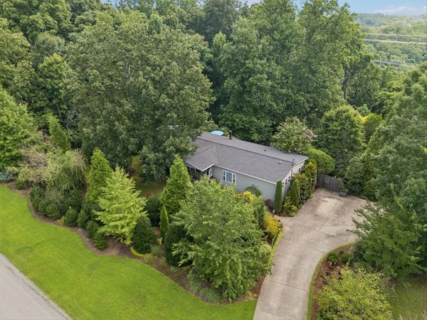5499 Old Sams Creek Rd , Pegram, TN 37143