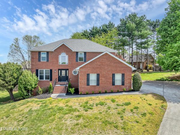 1012 Sandy Court , Maryville, TN 37803