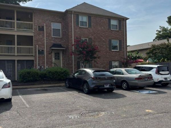 1206 BRISTOL DR, Unit 202, Memphis, TN 38119