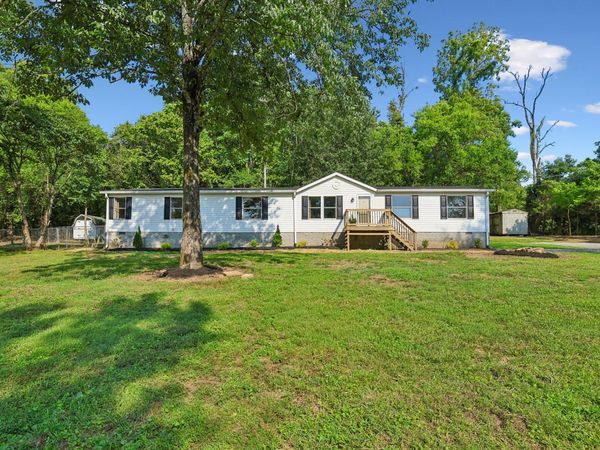 21 Vantrease Rd , Brush Creek, TN 38547