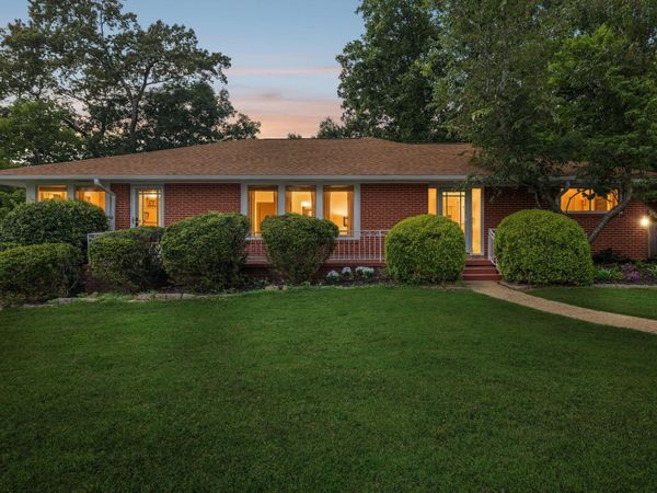 821 Mount Belvoir Drive, Chattanooga 37412