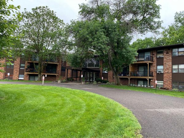 10113 W 34th Avenue , Unit 335, Hopkins, MN 55305