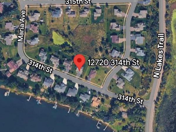 12720 314th Street , Lindstrom, MN 55045