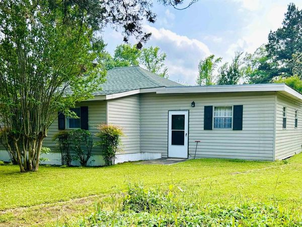 4483 AR 203 , Hampton, AR 71744