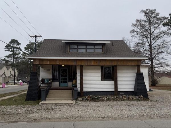 619 Park W , Paragould, AR 72450
