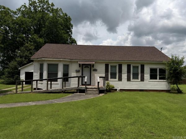419 Dial Circle , Brinkley, AR 72021