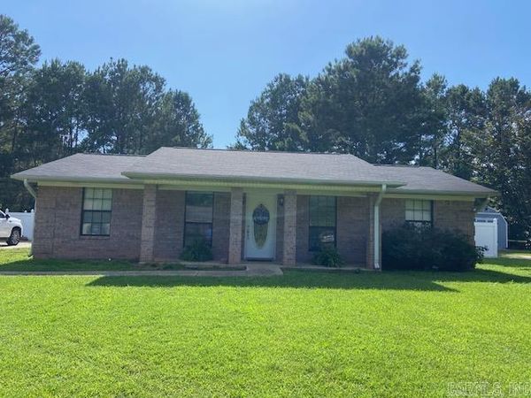 103 10th N , Nashville, AR 71852