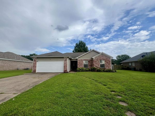 33 Reno , Cabot, AR 72023