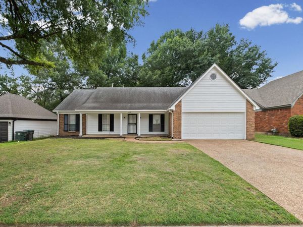 6639 STOCKPORT DR, Memphis, TN 38141