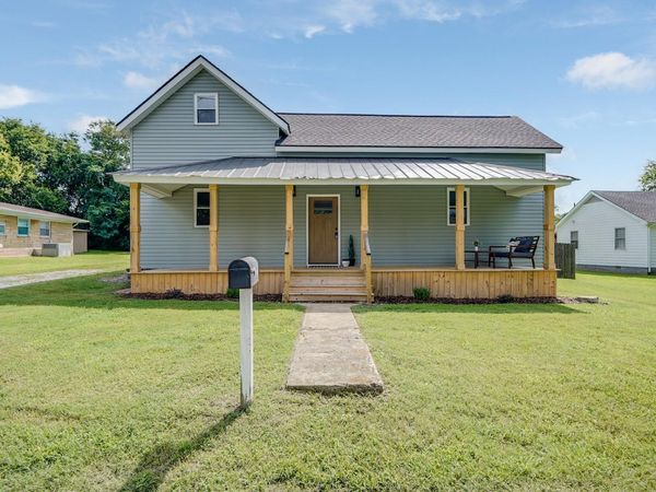 423 Anderson St , Gallatin, TN 37066
