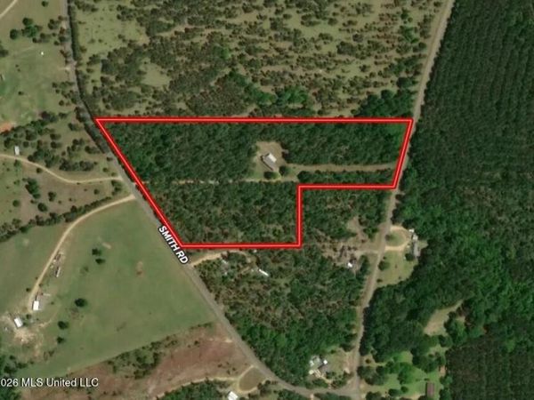 202 Smith Road, Lumberton, MS 39455