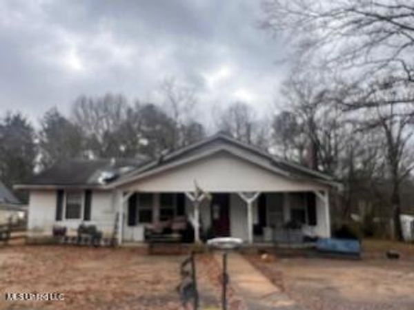 1204 Main Street, Corinth, MS 38834